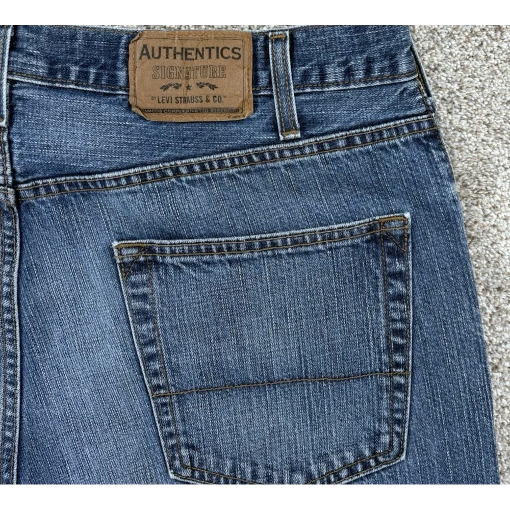 Levis Authentics Signature Jeans‎ Mens 38x32 Blue Loose Straight Cotton Y2K '09